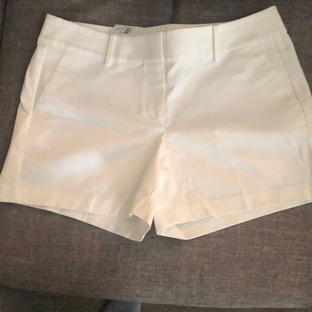 Ann Taylor white khaki shorts